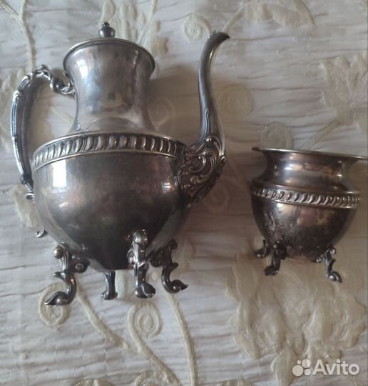 Кофейник и сахарница. Посеребренные, медь