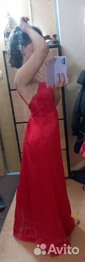 Алое красное вечернее платье