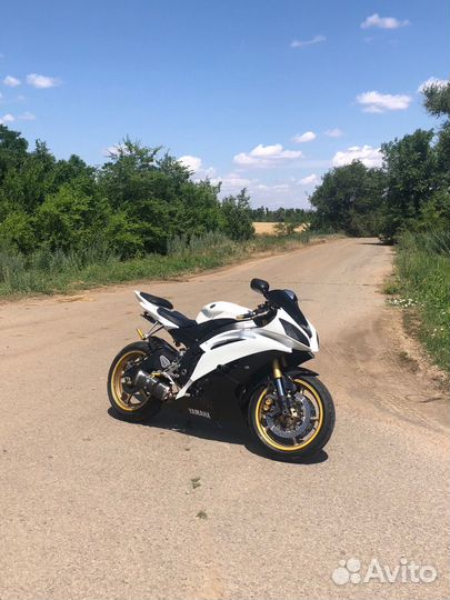 Yamaha R6