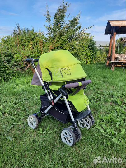 Коляска прогулочная
