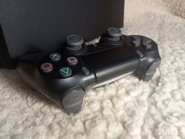 Sony playstation 4 pro 1Тб 7208В