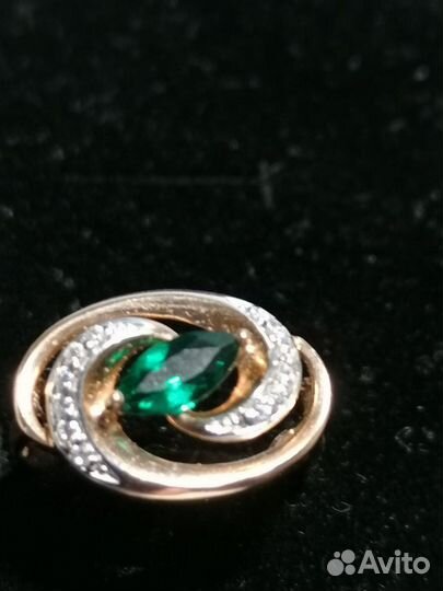 Кольцо с Изумрудом и Фианитами