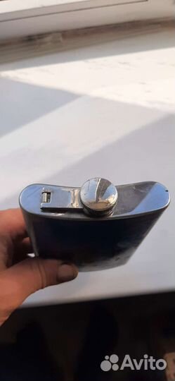 Стальная фляга для крепких напитков