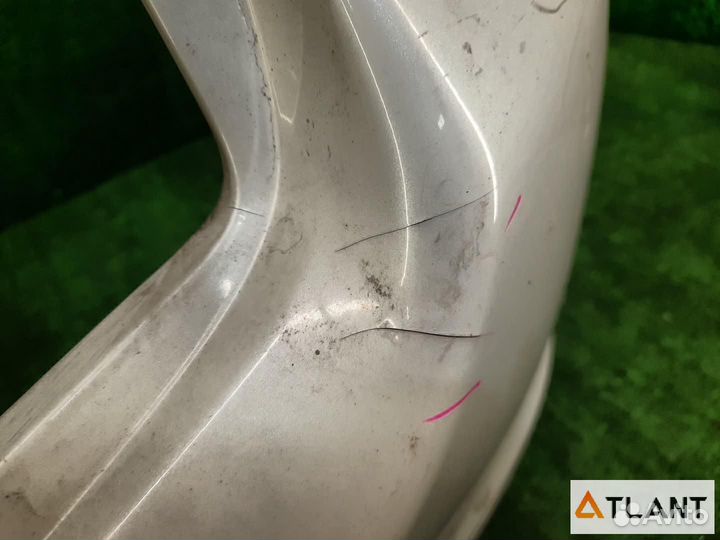 Бампер задний toyota ipsum