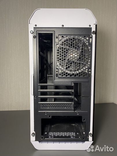 Корпус AeroCool Aero One Frost