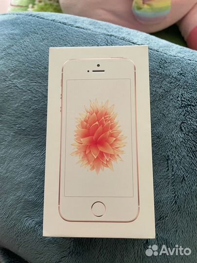 iPhone SE, 32 ГБ