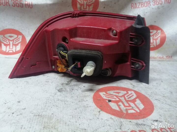 Фонарь задний правый Volkswagen Passat Alltrack B7