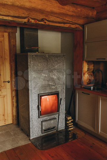 Дом 64 м² на участке 17 сот.