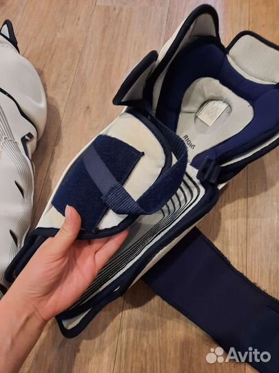 Щитки хоккейные 14 easton eqpro