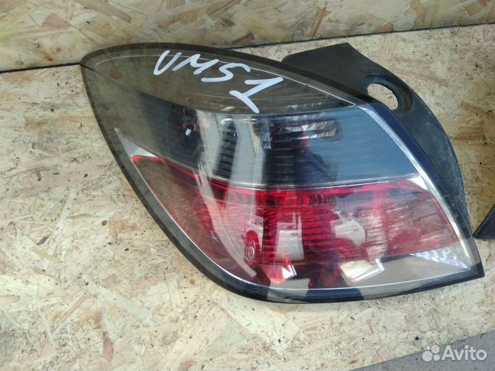 Задние фонари Опель Астра Н GTC