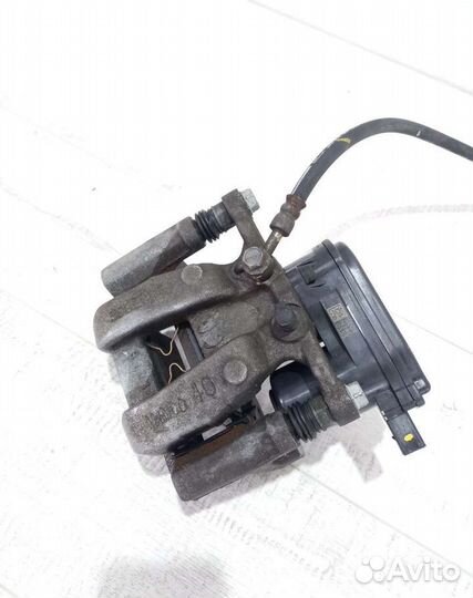 Суппорт задний правый Hyundai Santa Fe 4