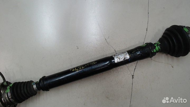 Полуось Volkswagen Jetta 6, 2016