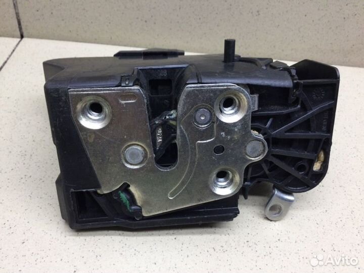 Замок двери задней левой Renault Sandero 2014