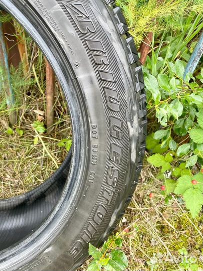 Bridgestone Blizzak DM-V1 245/55 R19