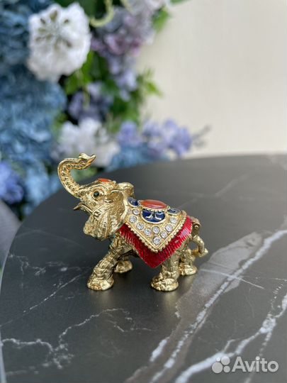 Статуэтка шкатулка слон