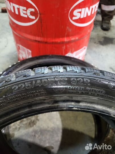 Triangle PL01 225/40 R18 92R