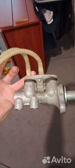 Главный тормозной цилиндр Opel