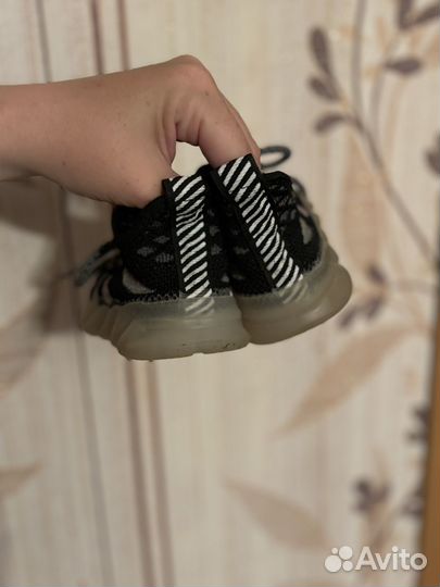 Кроссовки для мальчика 21-22