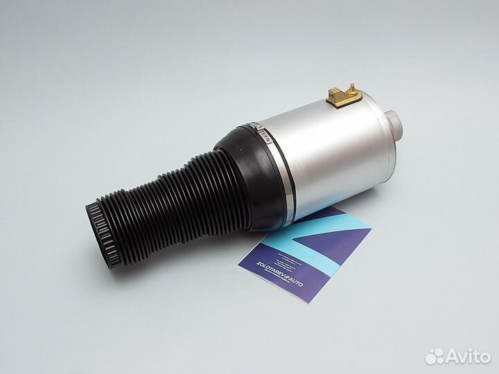 Рычаг Audi A8 передний правый нижний