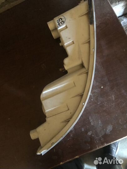 Поворотник на нисан альмеру классик правый