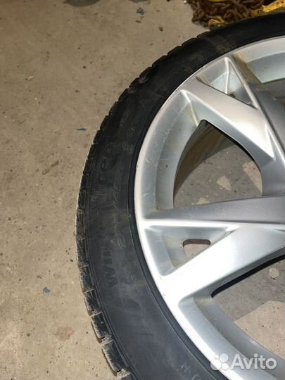 Hankook Winter I'Cept iZ 2 W616 225/45 R17 94T