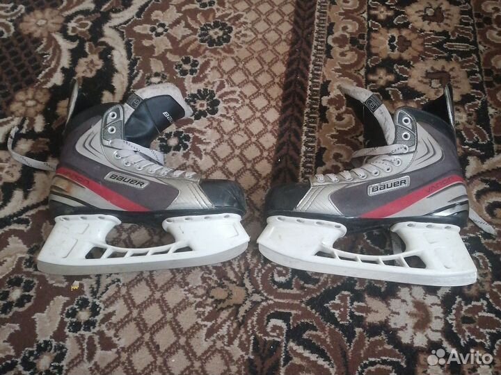 Коньки хоккейные 43 размер