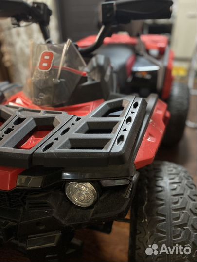 Детская машина на аккумуляторе