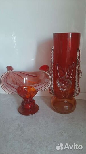 2 вазы из гутного стекла,ссср