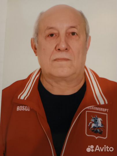 Тренер по настольному теннису