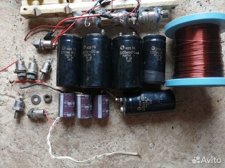 Конденсатор 450 в 2200мкф 560мкф, тиристор т142-80