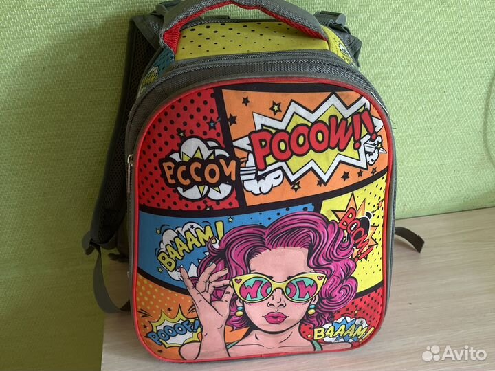 Школьные рюкзак с ортопедической спинкой