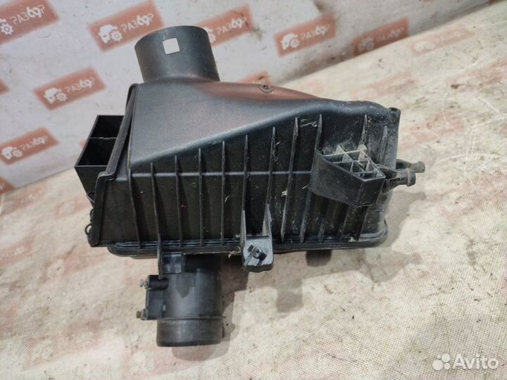 Корпус воздушного фильтра Nissan Qashqai J10 HR16