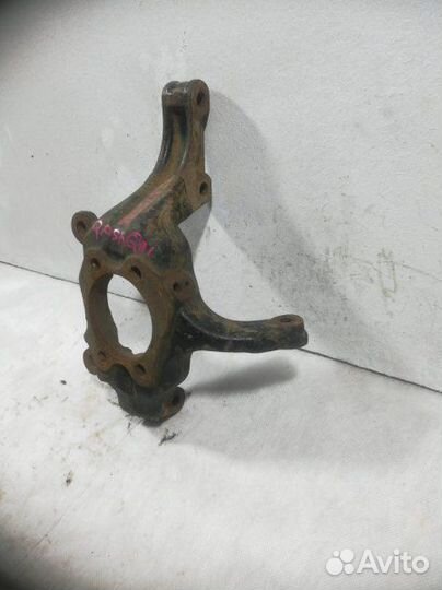 Кулак поворотный передний левый Nissan Qashqai 1