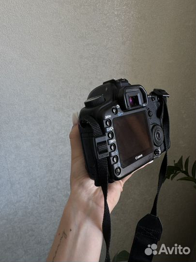 Фотоаппарат с объективом