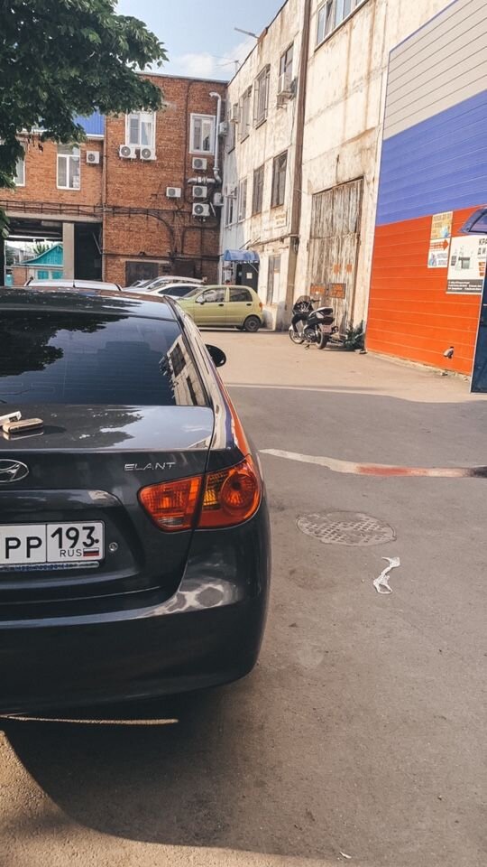 Hyundai Elantra: фото владельца