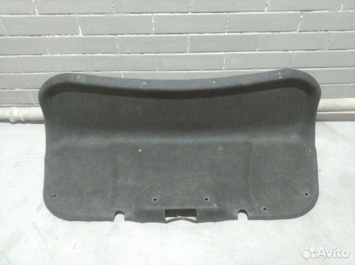 Обшивка крышки багажника задняя Ford Focus 2 седан