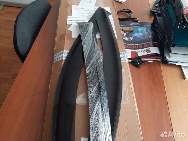 Ветровки. Дефлекторы. На рено аркана