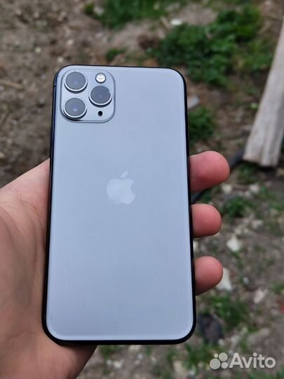 iPhone 11 Pro, 64 ГБ