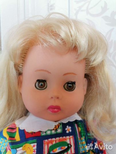 Кукла виниловая немецкая с ходящим механизмом