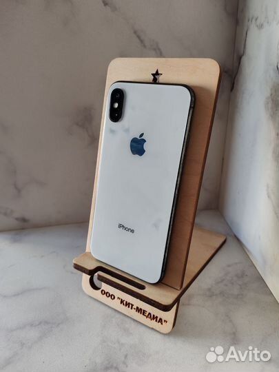 iPhone X, 64 ГБ