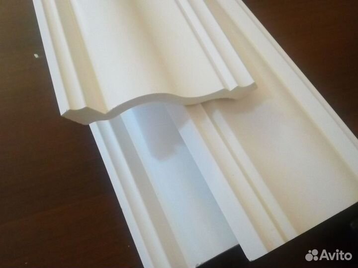 Карниз плинтус потолочный лепнина