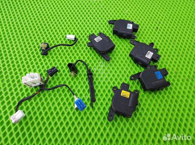 Моторчик заслонки отопителя на для KIA ceed Киа Си