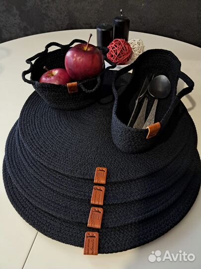 Подставочные салфетки. К 8 Марта Ручной работы