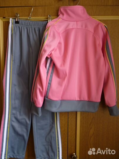 Костюм спортивный новый на 7, 10, 12лет