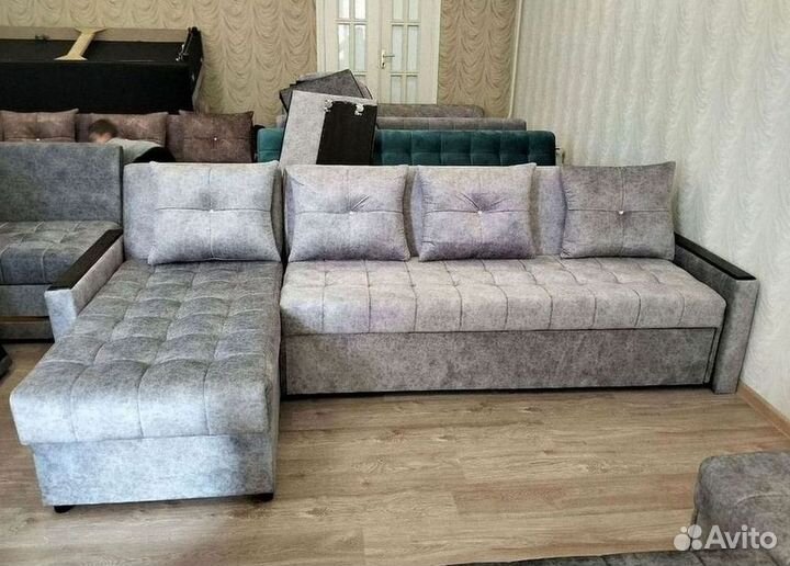 Диван угловой раскладной в наличии