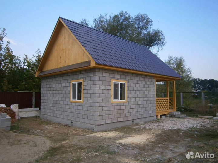 Бригада строителей