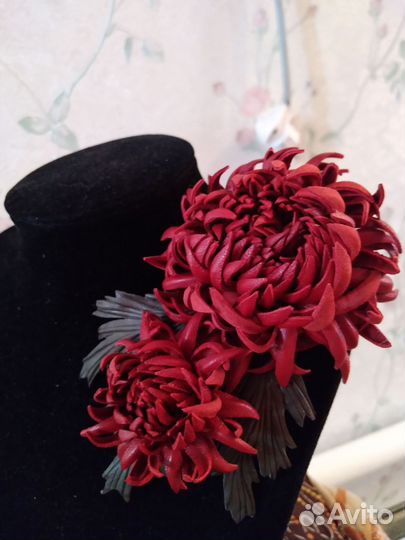 Броши из натуральной кожи