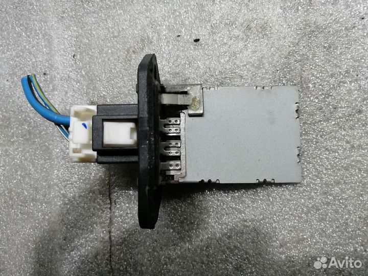 Резистор отопителя Nissan Almera Classic B10