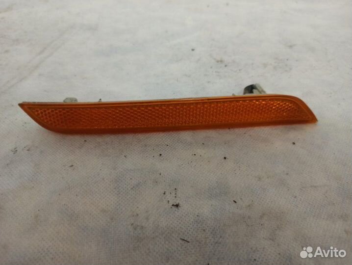 Светоотражатель передний правый Bmw X5 E70 E71