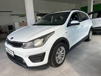 Kia Rio X-Line 1.4 AT, 2018, 164 391 км, с пробегом, цена 989 000 руб.